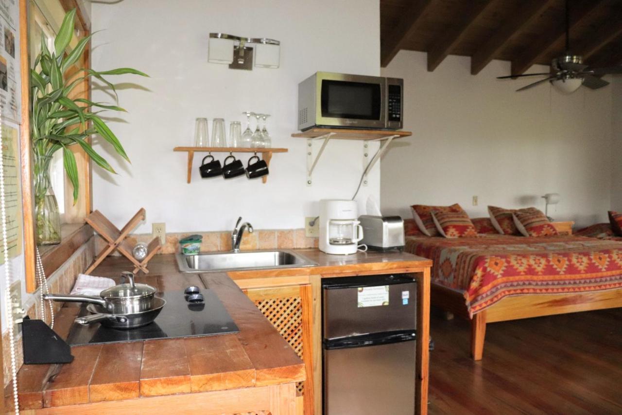 Hotel Posada Seremein ,West Bay ,Roatan Экстерьер фото
