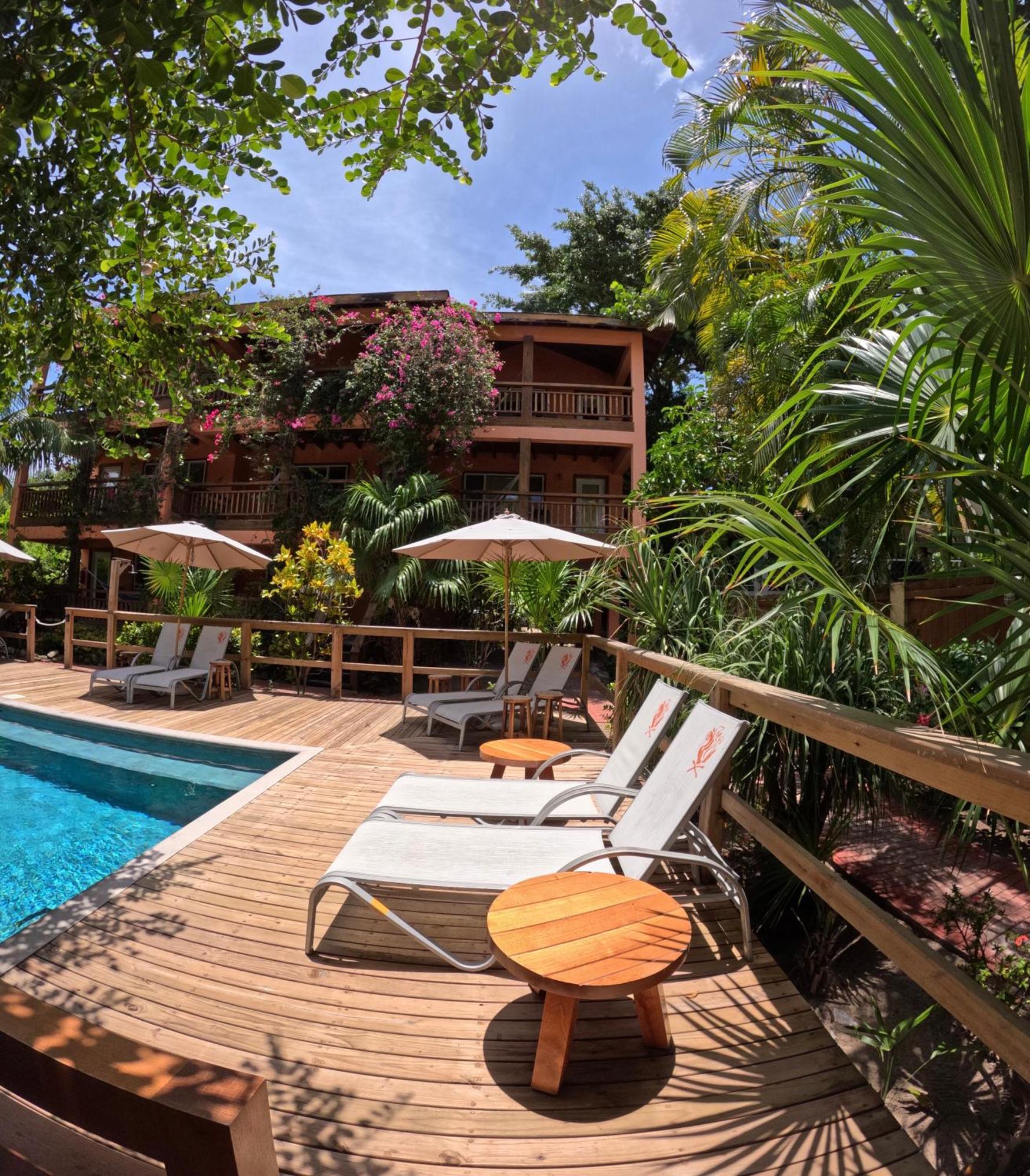 Hotel Posada Seremein ,West Bay ,Roatan Экстерьер фото