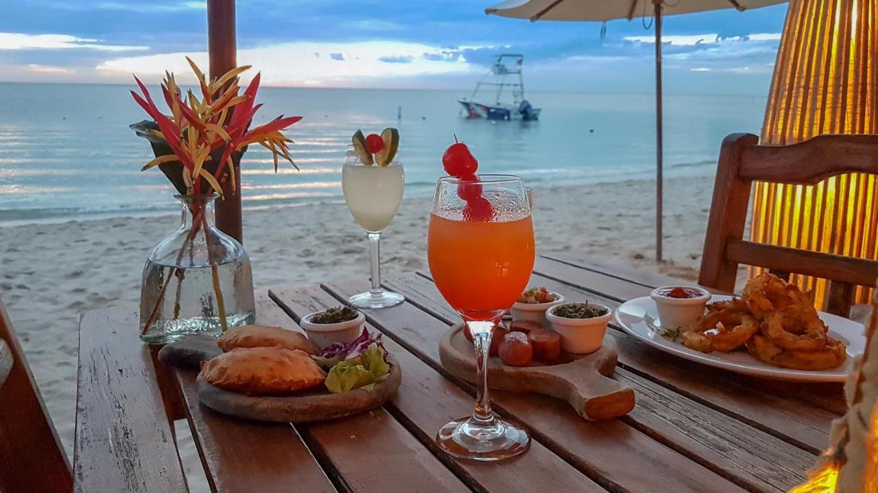 Hotel Posada Seremein ,West Bay ,Roatan Экстерьер фото