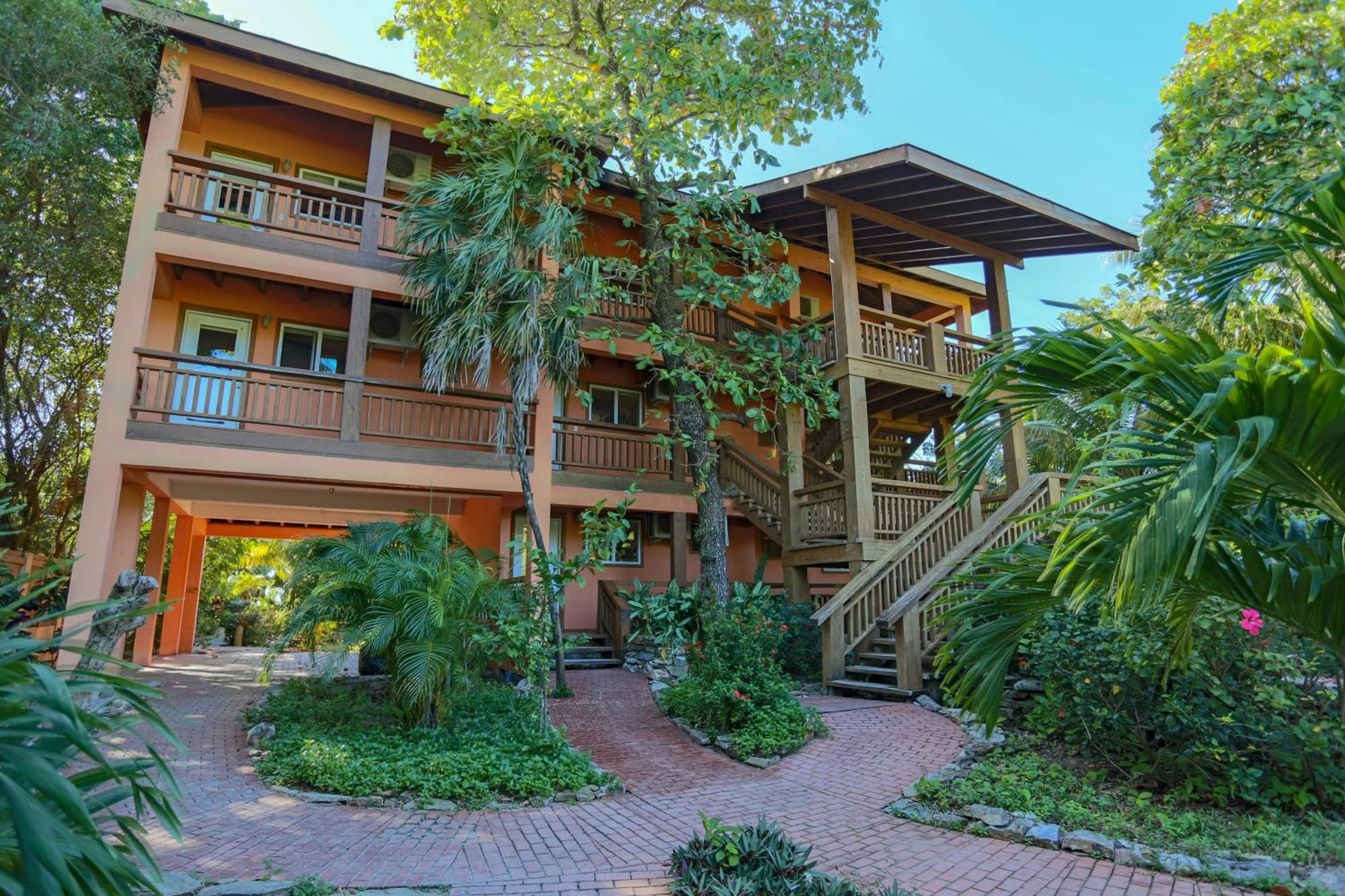 Hotel Posada Seremein ,West Bay ,Roatan Экстерьер фото